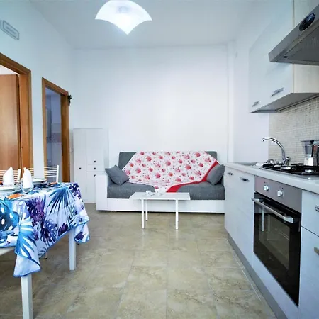Appartamento Holidaycasa Sebastiano - Grazioso Bilocale A 150 Mt Dal Mare *